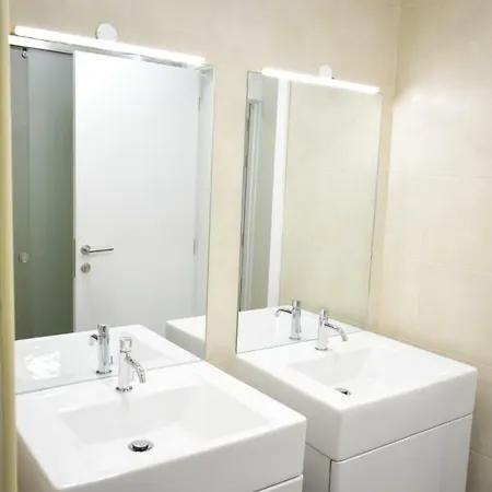 Guest house My In The Lisbon